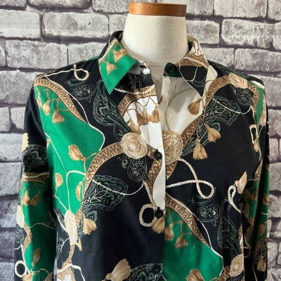 Chico's No Iron Button Down Long Sleeve Blouse Size Large - Picture 2 of 10